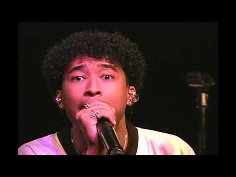 FORMALIZE ME LIVE PERFORMANCE