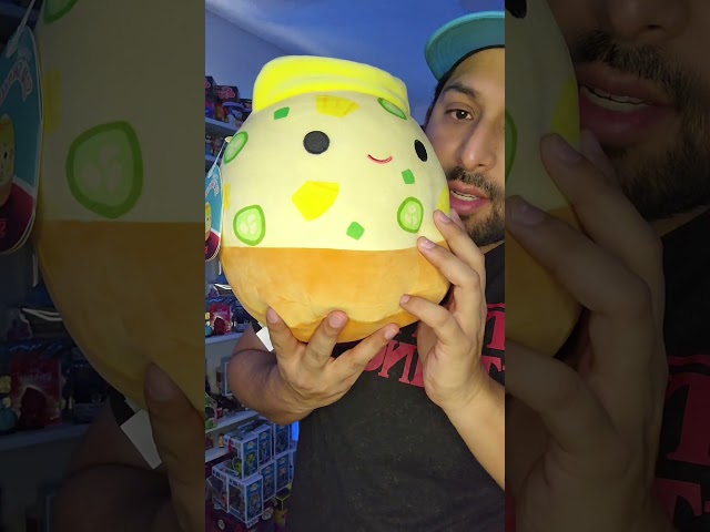 Vídeo relacionado con Squishmallows Original Stranger Things de 25 cm- Pudín de Chocolate - Peluche Oficial de Jazwares