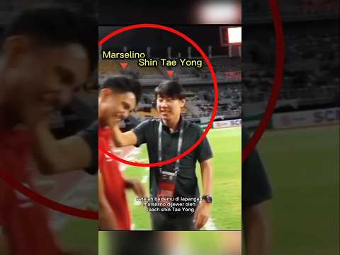 Shin Tae Yong's funny moment of pinching Marselino #shorts #Indonesiannationalteam #shintaeyong