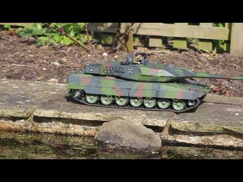 Agora Models Leopard 2A6 1:16 scale RC model Kit