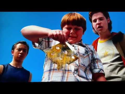 Diary of a wimpy kid | Rowley eats the cheese | 2010
