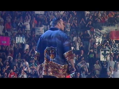 The Rock Entrance 2000 Rochester, NY ( Huge Pop) Owns The McMahons & Triple H - RAW IS WAR!