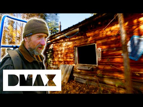 Lone Survivor Tackles Wild Bears And Extreme Climates l The Last Alaskans
