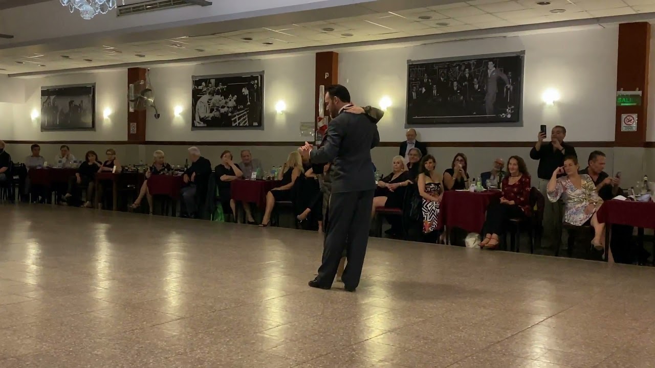 Barbara Ferreyra y Agustín Agnez- Tango "Saludos" Orq. Miguel Calo