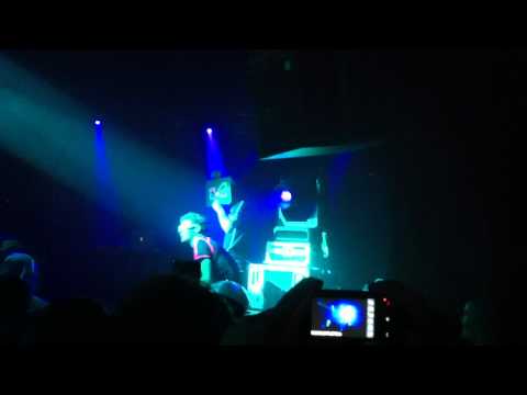 Laserkraft 3D - Nein Mann Live @ Hirsch Nürnberg 12.11.2010