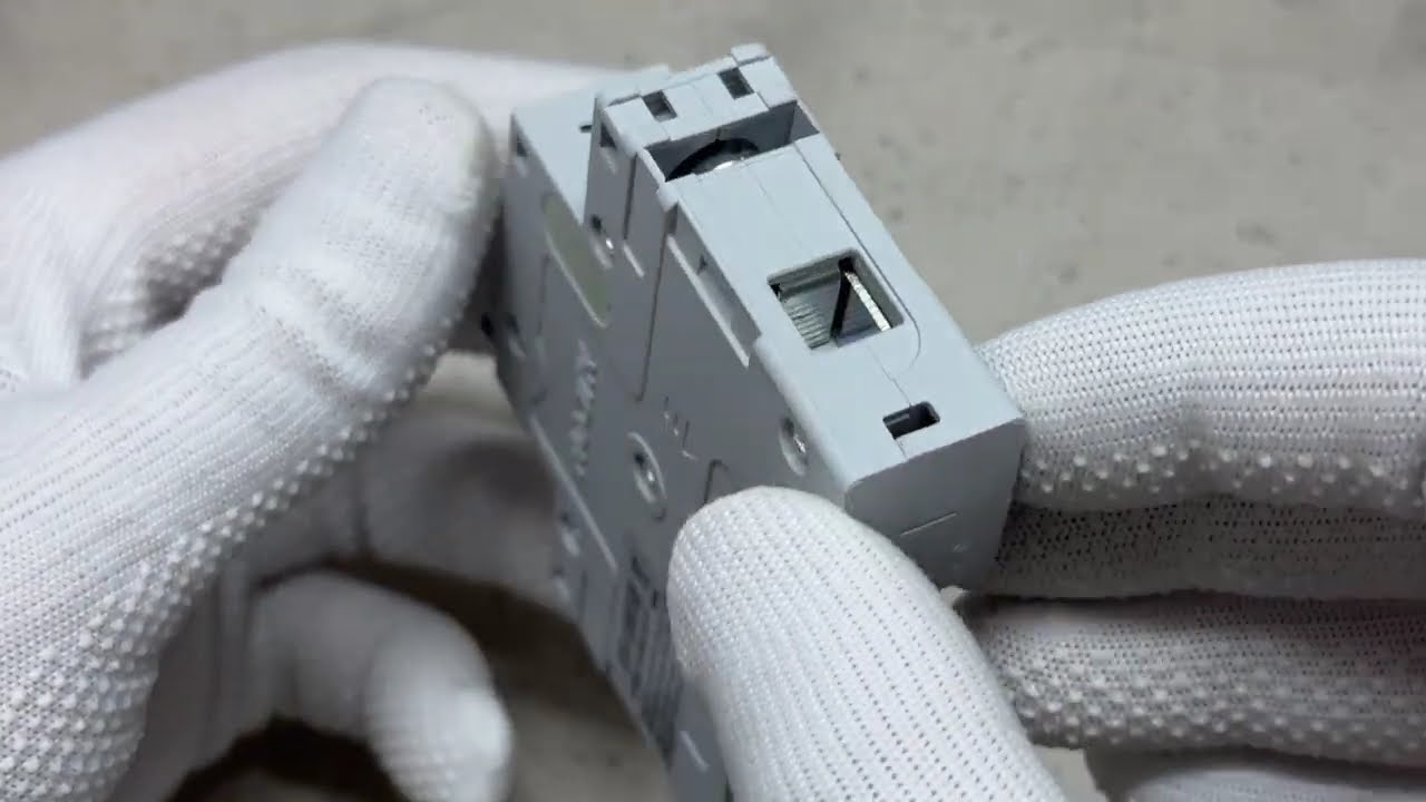 Автоматичний вимикач NOARK Ex9BS 1P 63A 4,5kA C (102130)