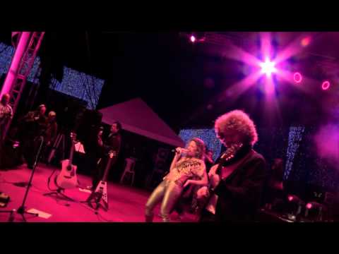 Naty Botero / Esta Noche es Nuestra (En vivo desde la Plaza de Bolivar)