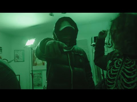 dj smokey + Shadow Wizard Money Gang - BURBERRY BATHSALTS RAMPAGE (official music video)