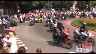 preview picture of video 'Zlot motocyklowy Koło Knight Riders 2013 i Blues Festival w Kole oraz parada motocykli i samochodów'