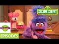 Furchester Hotel Phoebe Talks To Animals Full Episode