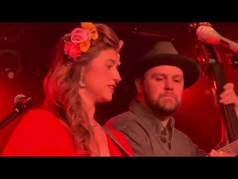 Sierra Ferrell - Lonesome Woman Blues - Basement East Nashville, TN 4.2.22