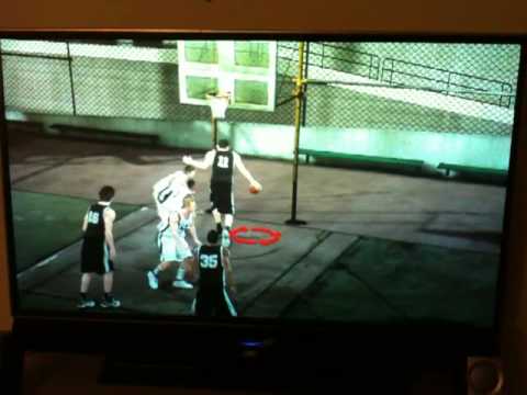 Yao Ming dominates Dirk Nowitzki in Streetball