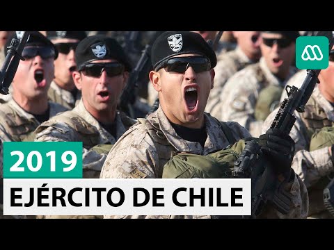 Parada Militar 2019 | Desfile Escalón del Ejército de Chile con himnos a viva voz