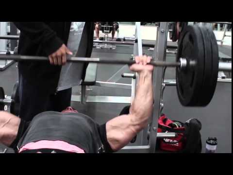 Calum von Moger Nath Roe Chest Day