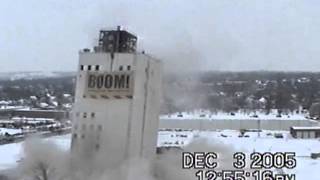 preview picture of video 'Zip Feed Mill Sioux Falls - Failed Implosion Aerial View'