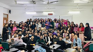 ফার্স্ট ইয়ারের লাস্ট ক্লাস। আজকে সারারাত হল গেট খোলা