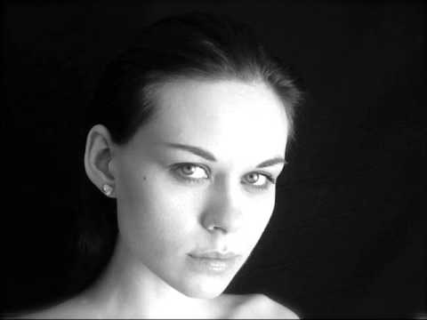 Anya Shesternina Feat Mississippi 'Cant get away from this love'