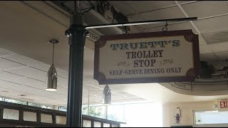 Truett&#39;s Chick Fil A Breakfast Buffet &amp; Arriving at Chicago