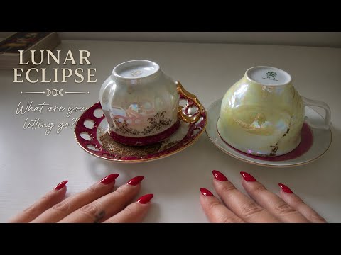 Coffee Reading Lunar Eclipse