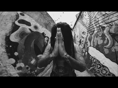 Scumxcrew-Al Acecho. Feat- Thell Barrio,6 Weapons. (Video oficial)