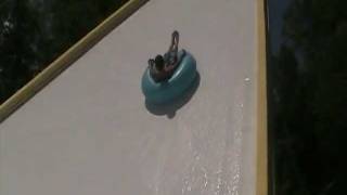 preview picture of video 'Kyle on the SideWinder Water Slide at the Land of Make Believe'