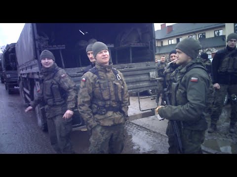 Baba w wojsku.