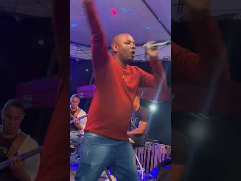 Banda Raízes da Fé em Simões Filho Bahia na Festa da Colheita...