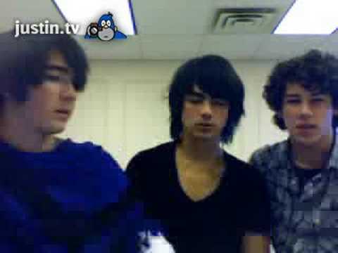 Nick would you Date a Fan?Joe why are you so cute?Kevin why