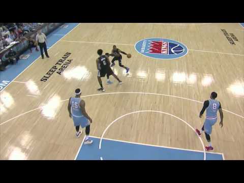 Chris Paul with the killer crossover on Ben McLemore! 2016.02.27 at Kings