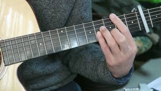 果たして曲がらない小指で倫典さんの「パフ」が弾けるのか