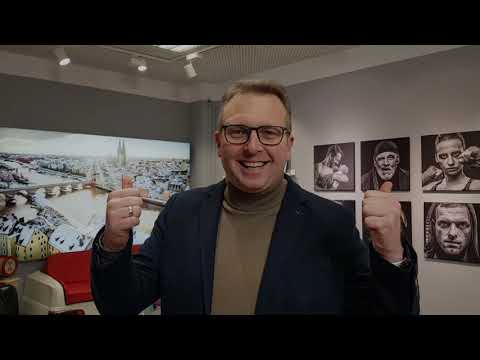 Herzlich Willkommen im Photo Studio Büttner.  Meisterbetrieb für kreative Fotografie in Regensburg.