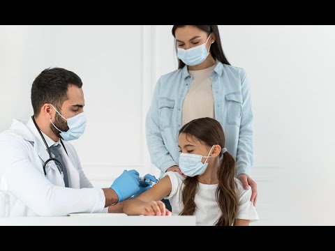 At what age is it recommended to administer the human papillomavirus vaccine?