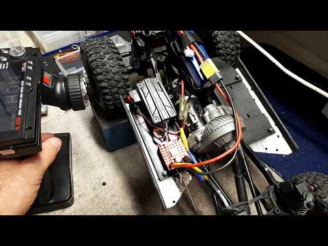 Hobbywing 1080 Quicrun Crawler ESC .How to calibrate your Hobbywing Quicrun ESC  after installation.