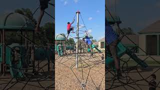 Who's going to win the race? 😂