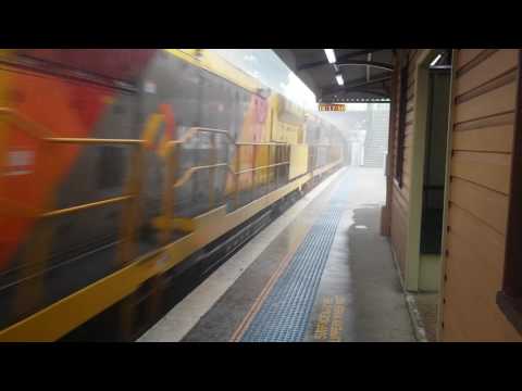 5008 5027 cross 5045 5001 aurizon coal train maitland
