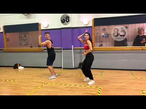 La Pared - Joe Veras (BACHATA FOOTWORK) @cumbaye