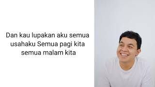 Download lagu Tulus - Sewindu ( Lirik ) mp3