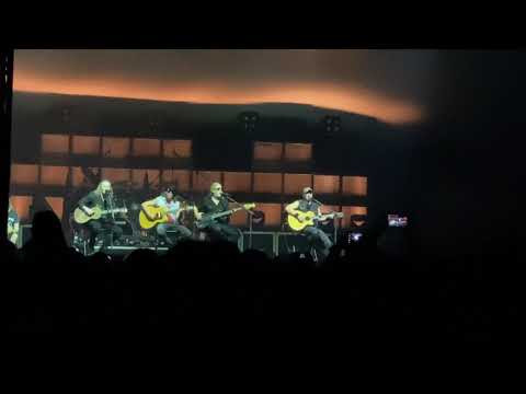 Kabát cirkus potkali se v Paříži a Krutý krtek Joy