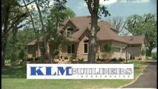 preview picture of video 'Custom Homes in Chicago Suburbs | Thousand Oaks in Spring Grove IL by KLM Builders'