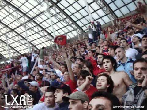 "La hinchada / Por perder y cantando a full / Racing 2 - Independiente 0" Barra: La Barra del Rojo • Club: Independiente