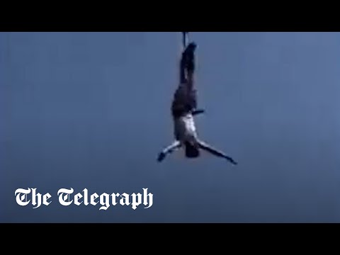 Tourist survives bungee jump after cord snaps