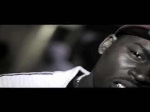 Greezie Tv - Sikavelli - European Freestyle (Street Video) @Greezietv