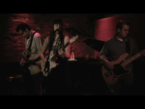 Ann Courtney & the Late Bloomers - Bona Fide (live)