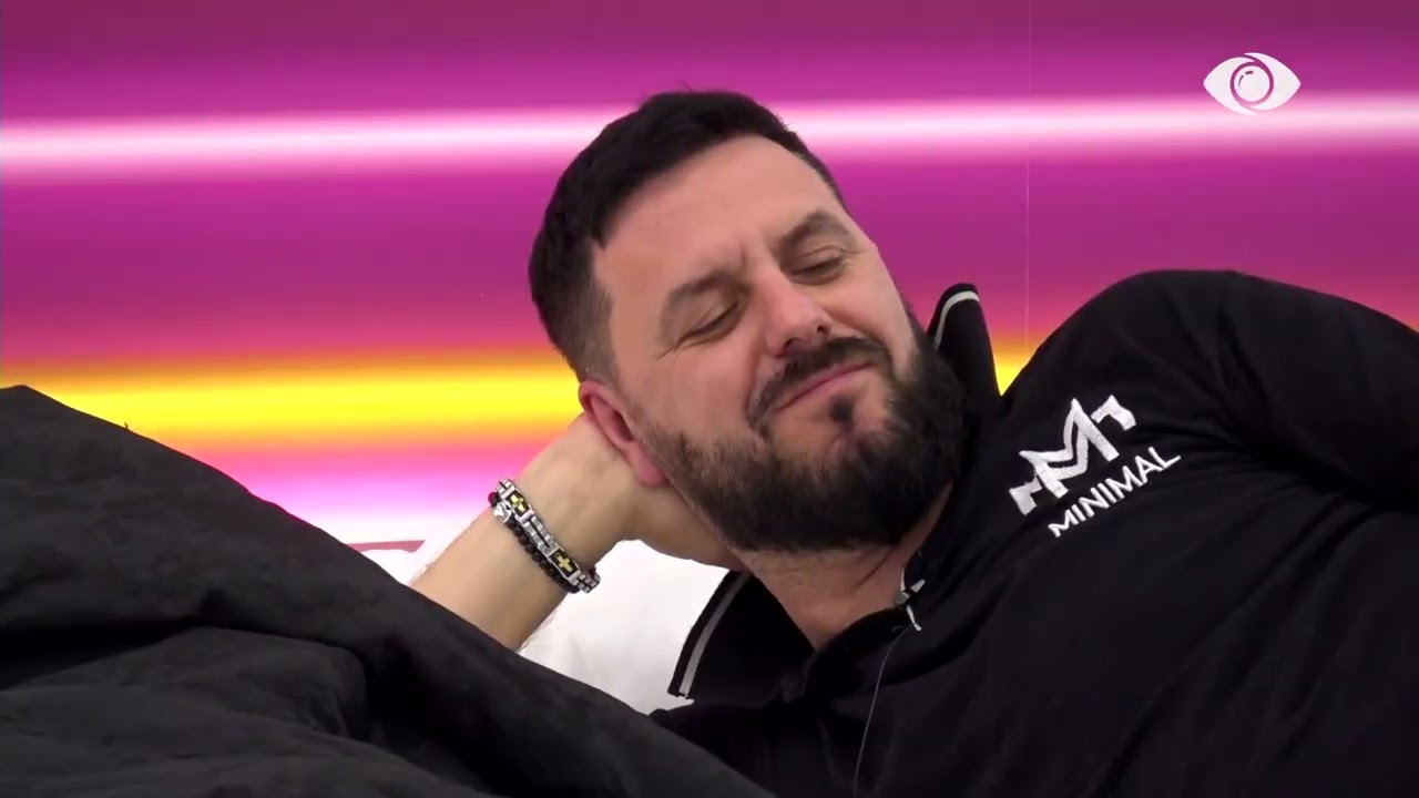 “Unë bëj gjithë lojën…”/ Miri bisedon me Lornen