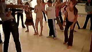 Madonna - Hung Up (Kids)