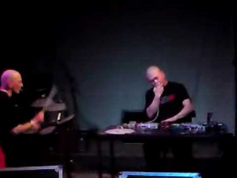 A bit of Ze'v and KK Null