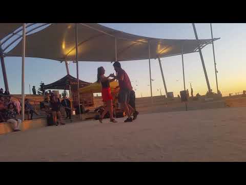 Felipe and Sarah Forro Demo