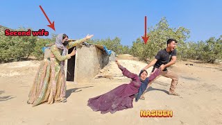 Download lagu Vahid's intense rage after being deceived by the wicked Nasibeh and his second wife mp3 Download lagu Vahid's intense rage after being deceived by the wicked Nasibeh and his second wife mp3