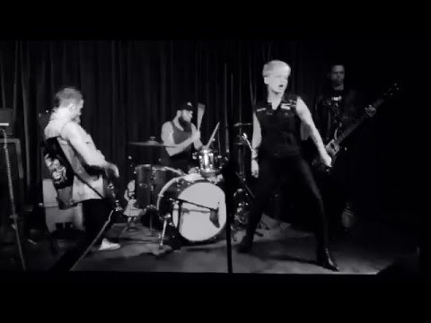 Red Lion Licks - You owe me a Fortune (Live at The Unicorn - Camden) HD