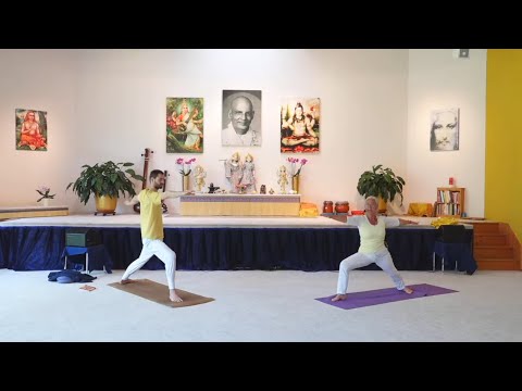 Asana meets Surya Namaskar Live Yogastunde mit Adishakti - 9:15 Uhr 26.04.2020